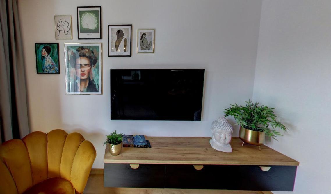 Europa22 Apartament "Sen Jak W Pieciogwiazdkowym Hotelu" - Centrum Miasta Tomaszów Mazowiecki Buitenkant foto